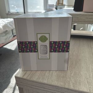 Scentsy keep going and keep growing warmer